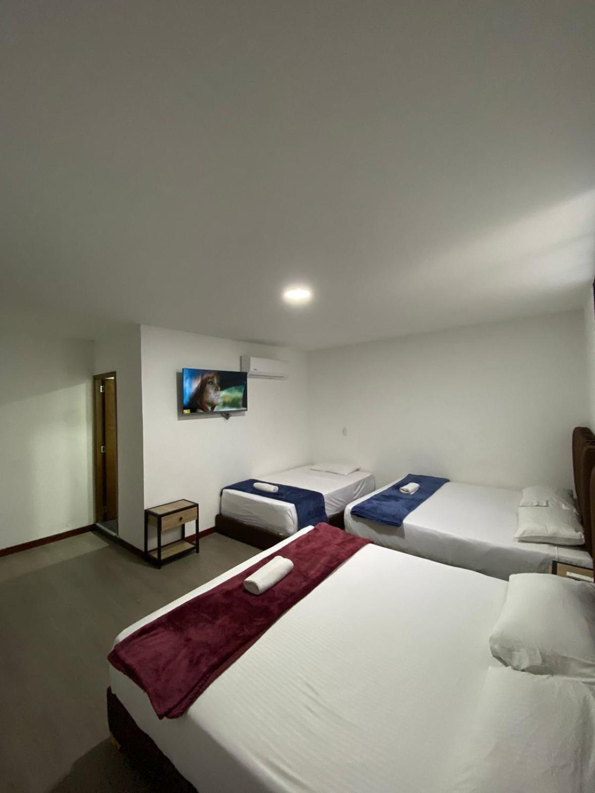 Hotel Gallery By 70 Medellín Exteriör bild