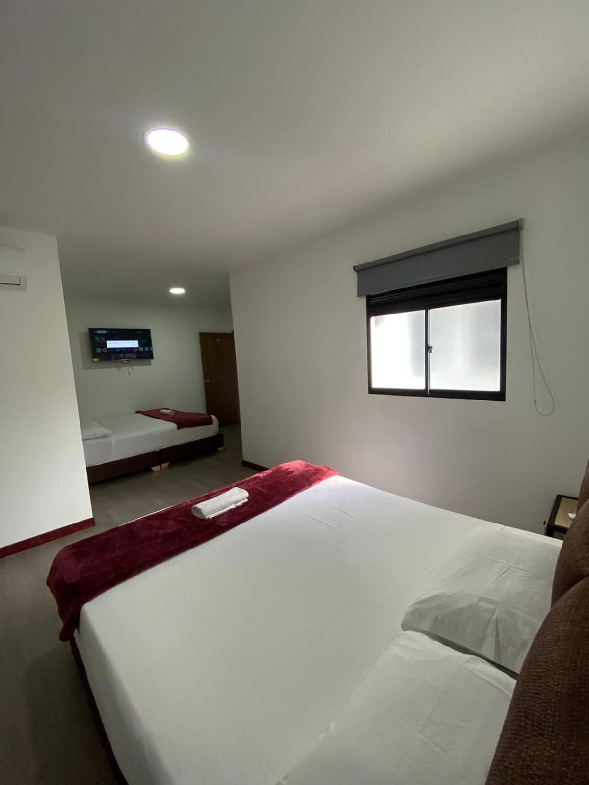 Hotel Gallery By 70 Medellín Exteriör bild