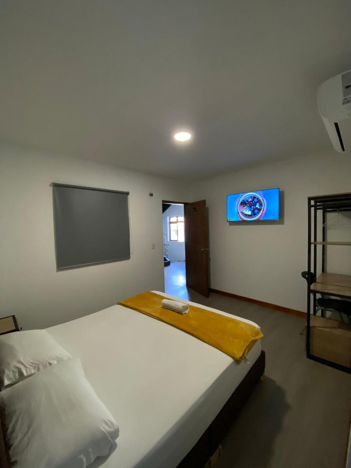 Hotel Gallery By 70 Medellín Exteriör bild