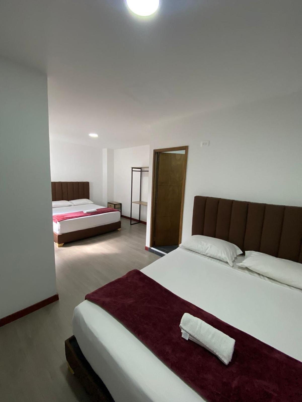Hotel Gallery By 70 Medellín Exteriör bild